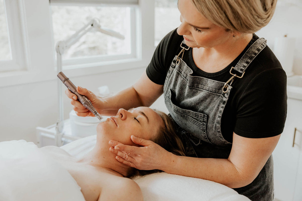 Refine Skin and Lash Boutique, beauty salon in Santa Rosa